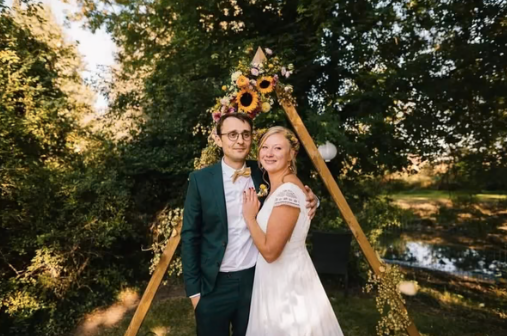 ARCHE TRIANGULAIRE BOIS CLAIR