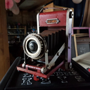 Appareil photo rétro rouge