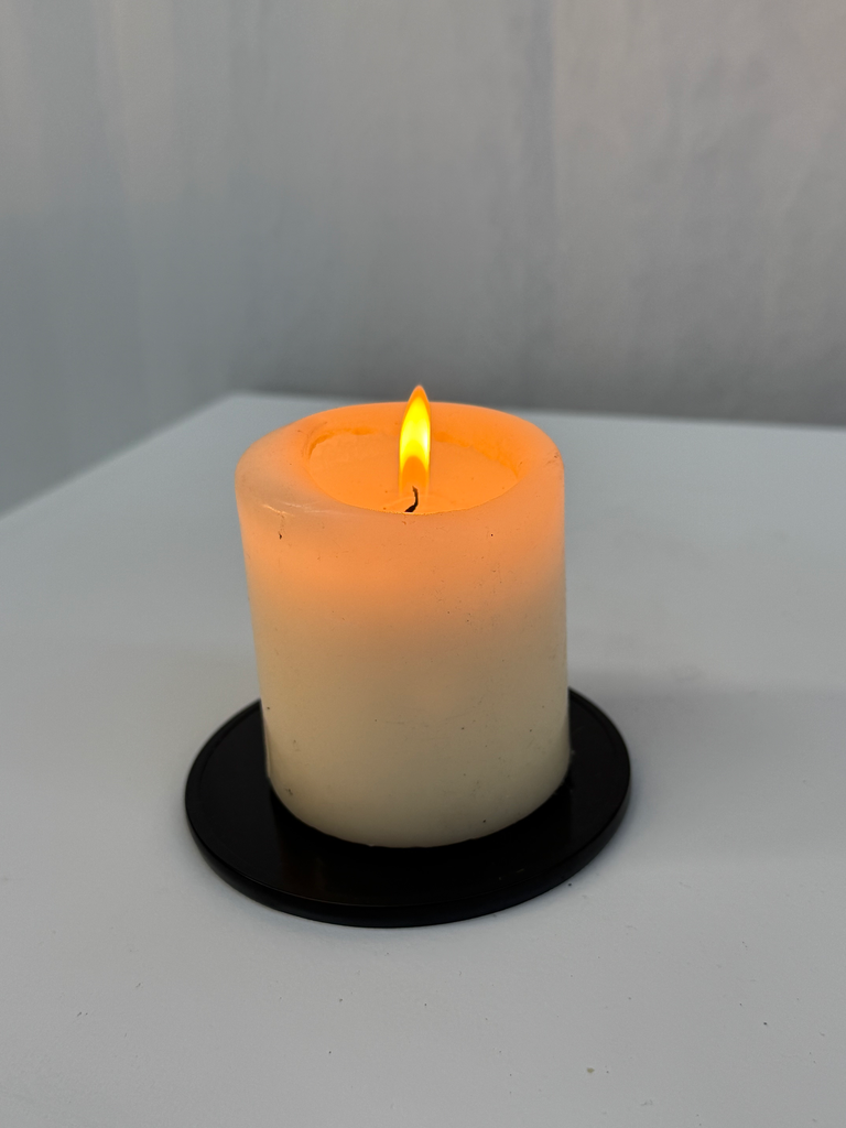 Support noir pour bougie